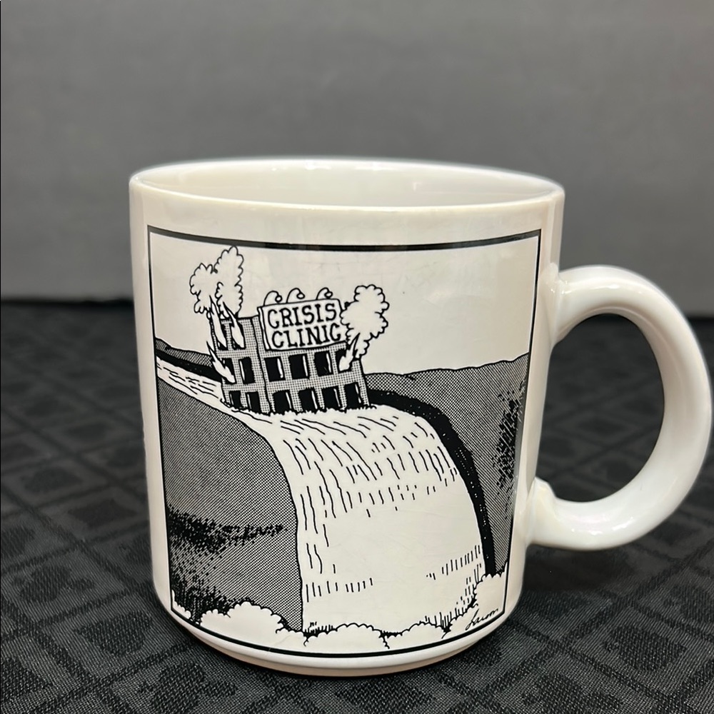 The Far Side-Crisis Clinic Mug 1981